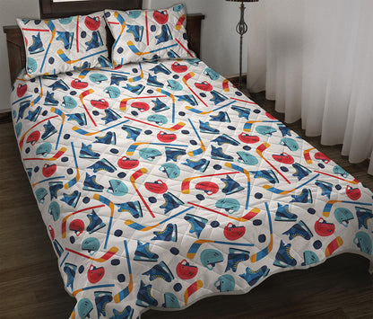 Hockey Equipment Pattern Print Quilt Bed Set
