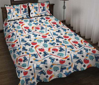 Hockey Equipment Pattern Print Quilt Bed Set