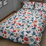 Hockey Equipment Pattern Print Quilt Bed Set
