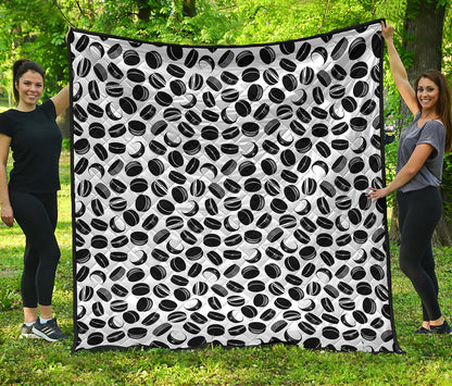 Hockey Puck Pattern Print Quilt