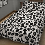 Hockey Puck Pattern Print Quilt Bed Set