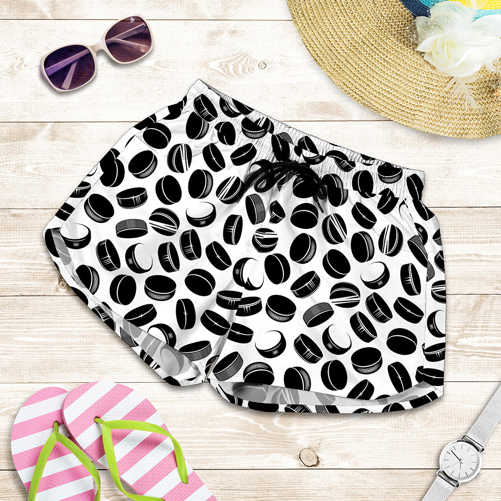 Hockey Puck Pattern Print Women's Shorts