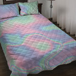 Holographic Waves Print Quilt Bed Set