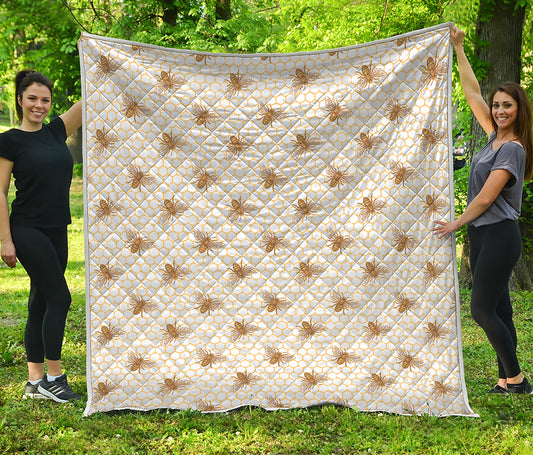 Honey Bee Hive Pattern Print Quilt
