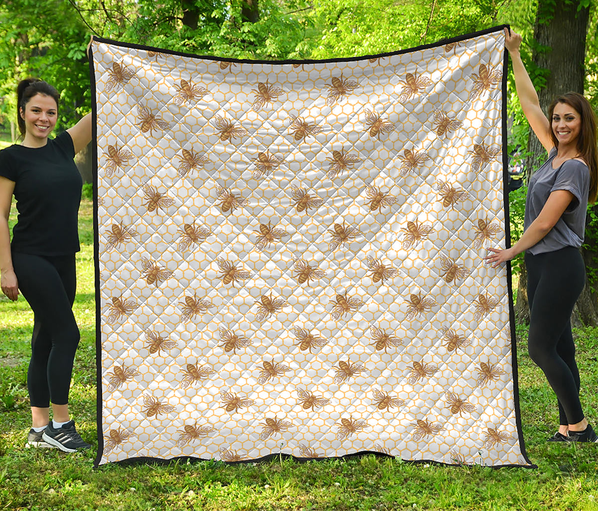 Honey Bee Hive Pattern Print Quilt
