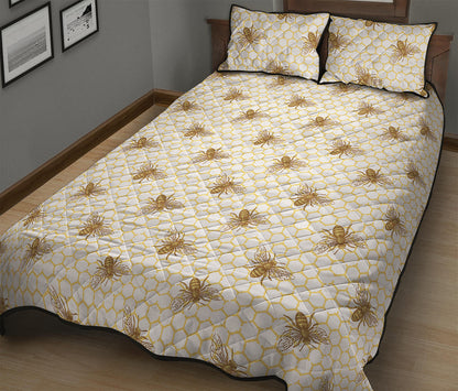 Honey Bee Hive Pattern Print Quilt Bed Set