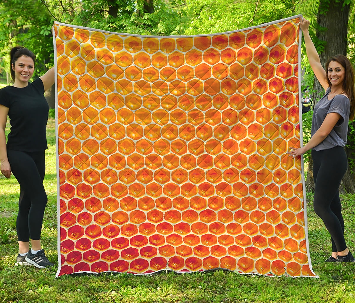 Honey Bee Hive Print Quilt