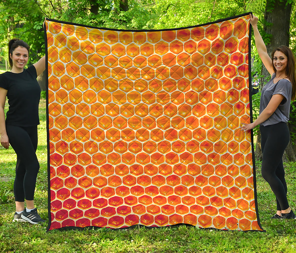 Honey Bee Hive Print Quilt