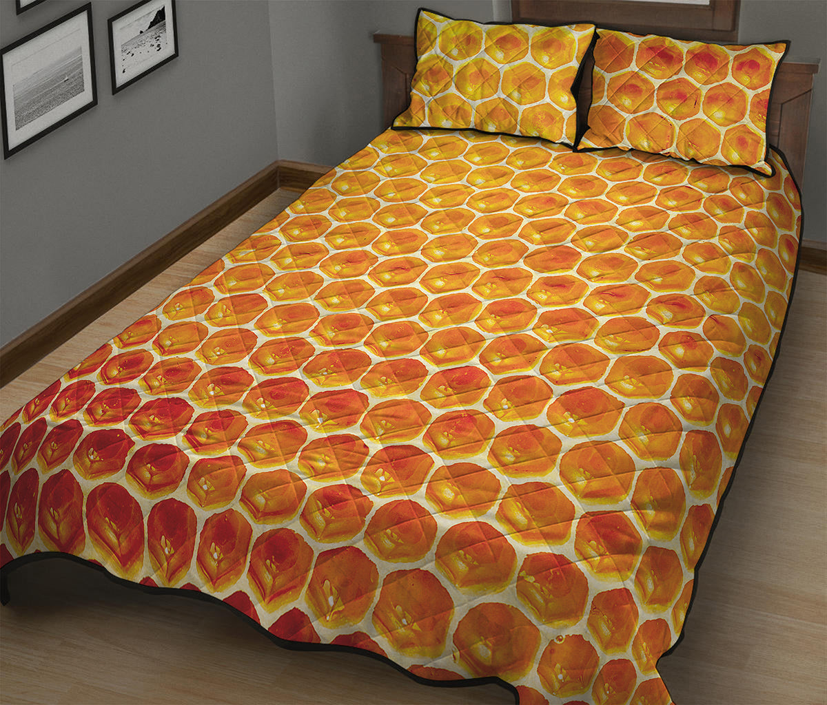 Honey Bee Hive Print Quilt Bed Set