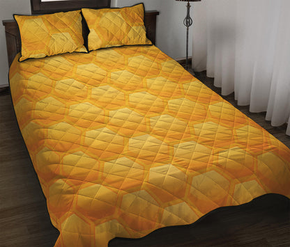 Honeycomb Pattern Print Quilt Bed Set