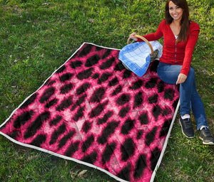 Hot Pink And Black Cheetah Print Quilt