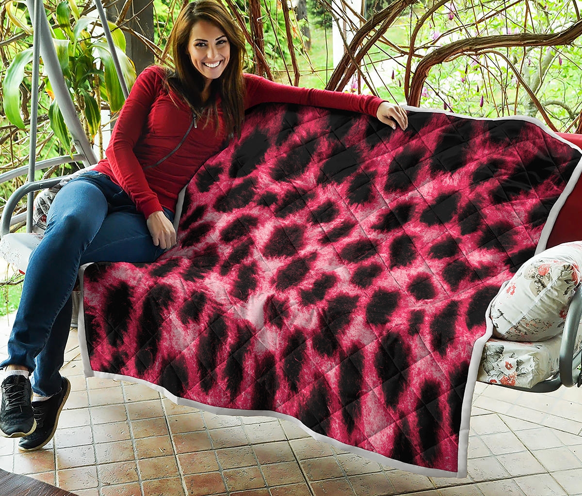 Hot Pink And Black Cheetah Print Quilt