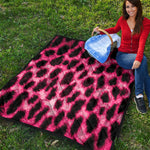 Hot Pink And Black Cheetah Print Quilt