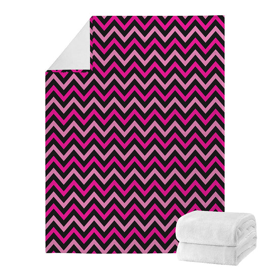 Hot Pink And Black Chevron Pattern Print Blanket