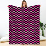 Hot Pink And Black Chevron Pattern Print Blanket