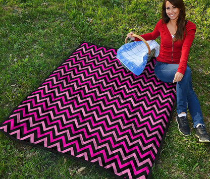 Hot Pink And Black Chevron Pattern Print Quilt