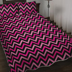 Hot Pink And Black Chevron Pattern Print Quilt Bed Set