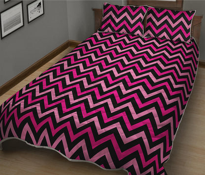 Hot Pink And Black Chevron Pattern Print Quilt Bed Set