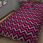 Hot Pink And Black Chevron Pattern Print Quilt Bed Set