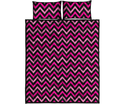 Hot Pink And Black Chevron Pattern Print Quilt Bed Set