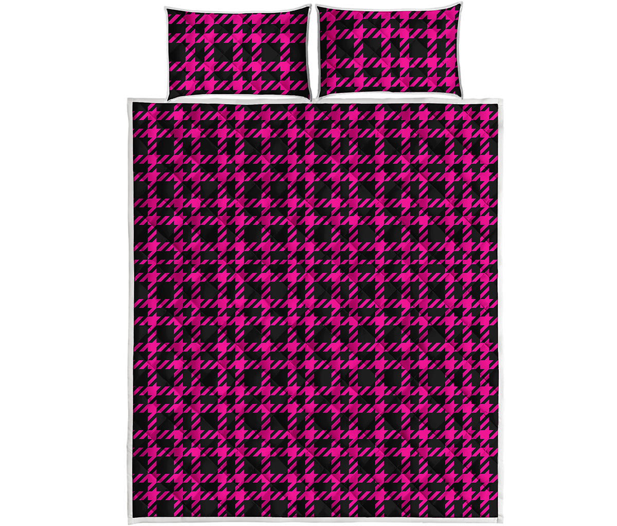 Hot Pink And Black Houndstooth Print Quilt Bed Set