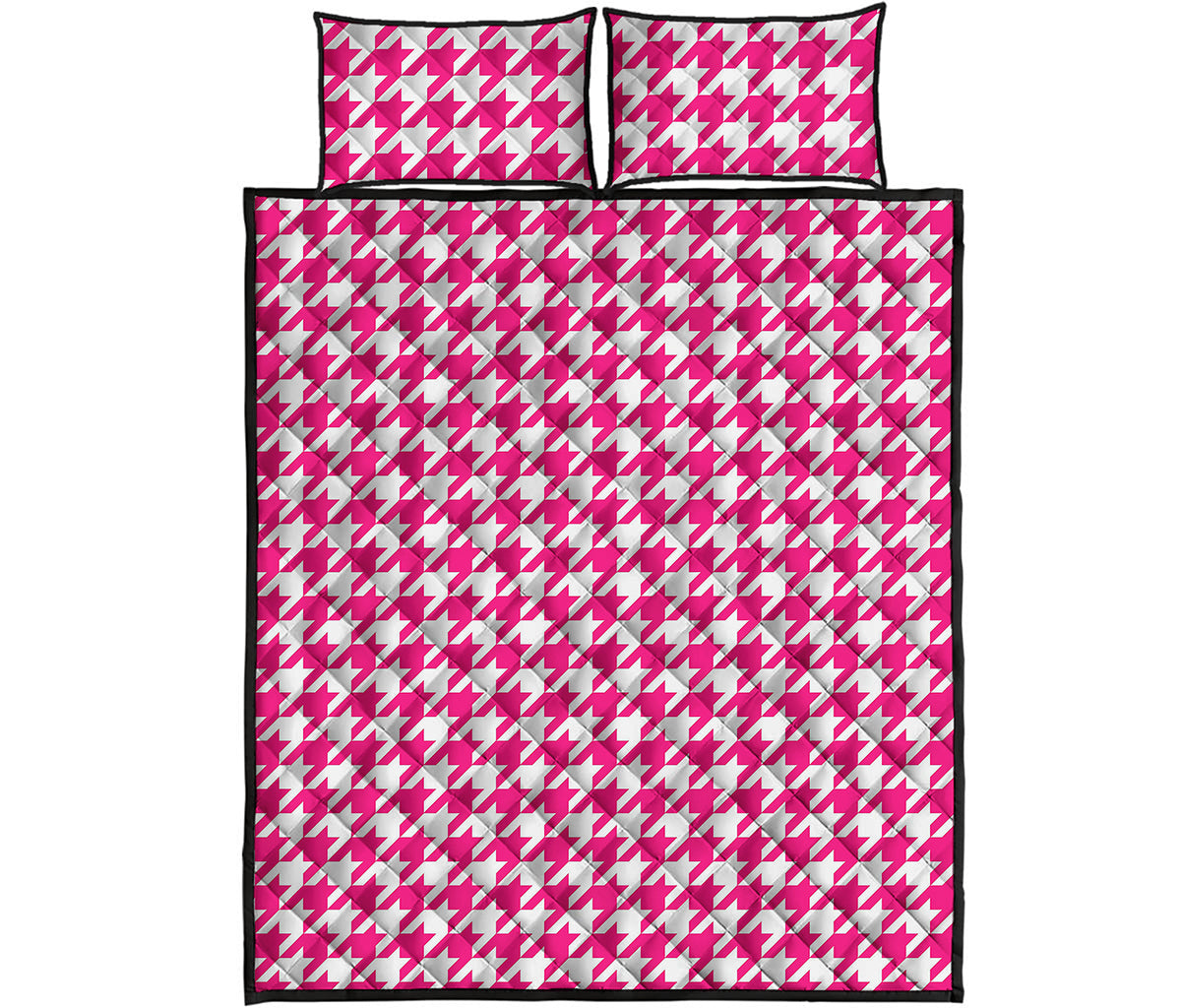 Hot Pink And White Houndstooth Print Quilt Bed Set