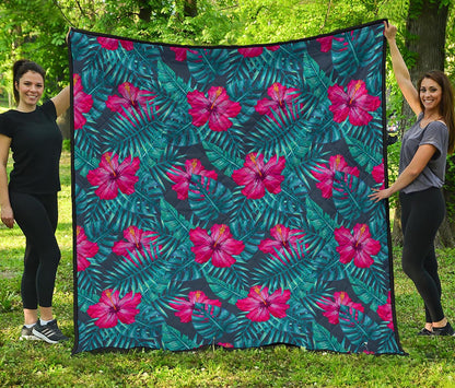 Hot Pink Hibiscus Tropical Pattern Print Quilt
