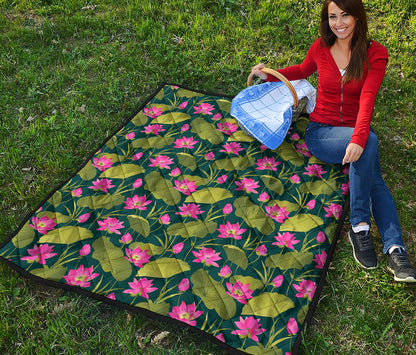 Hot Pink Lotus Pattern Print Quilt