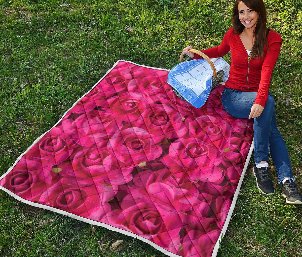 Hot Pink Rose Print Quilt