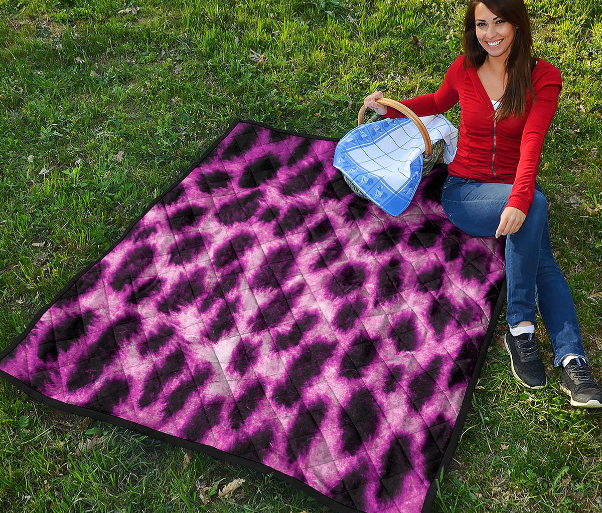 Hot Purple And Black Cheetah Print Quilt