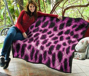 Hot Purple And Black Cheetah Print Quilt