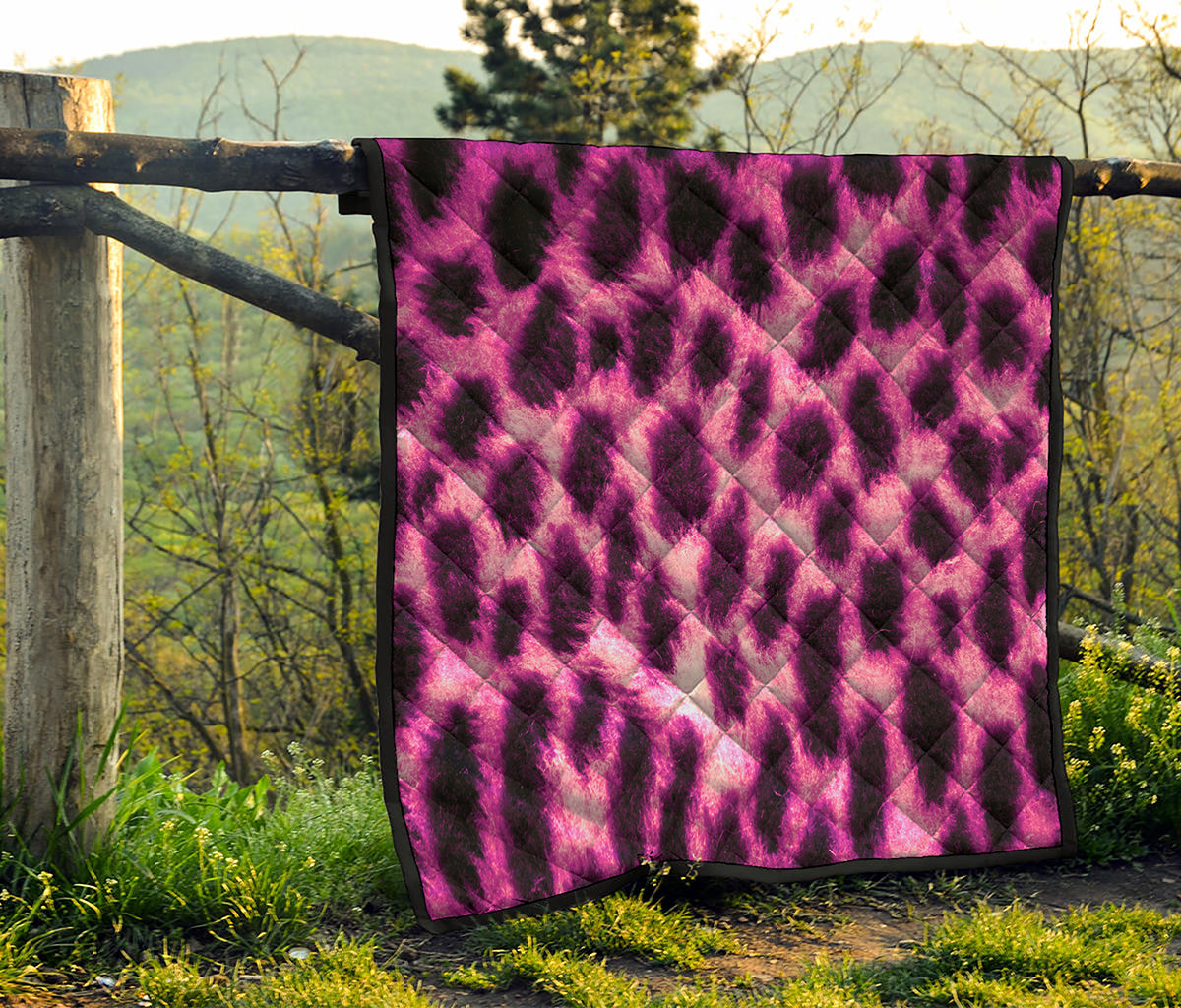 Hot Purple And Black Cheetah Print Quilt