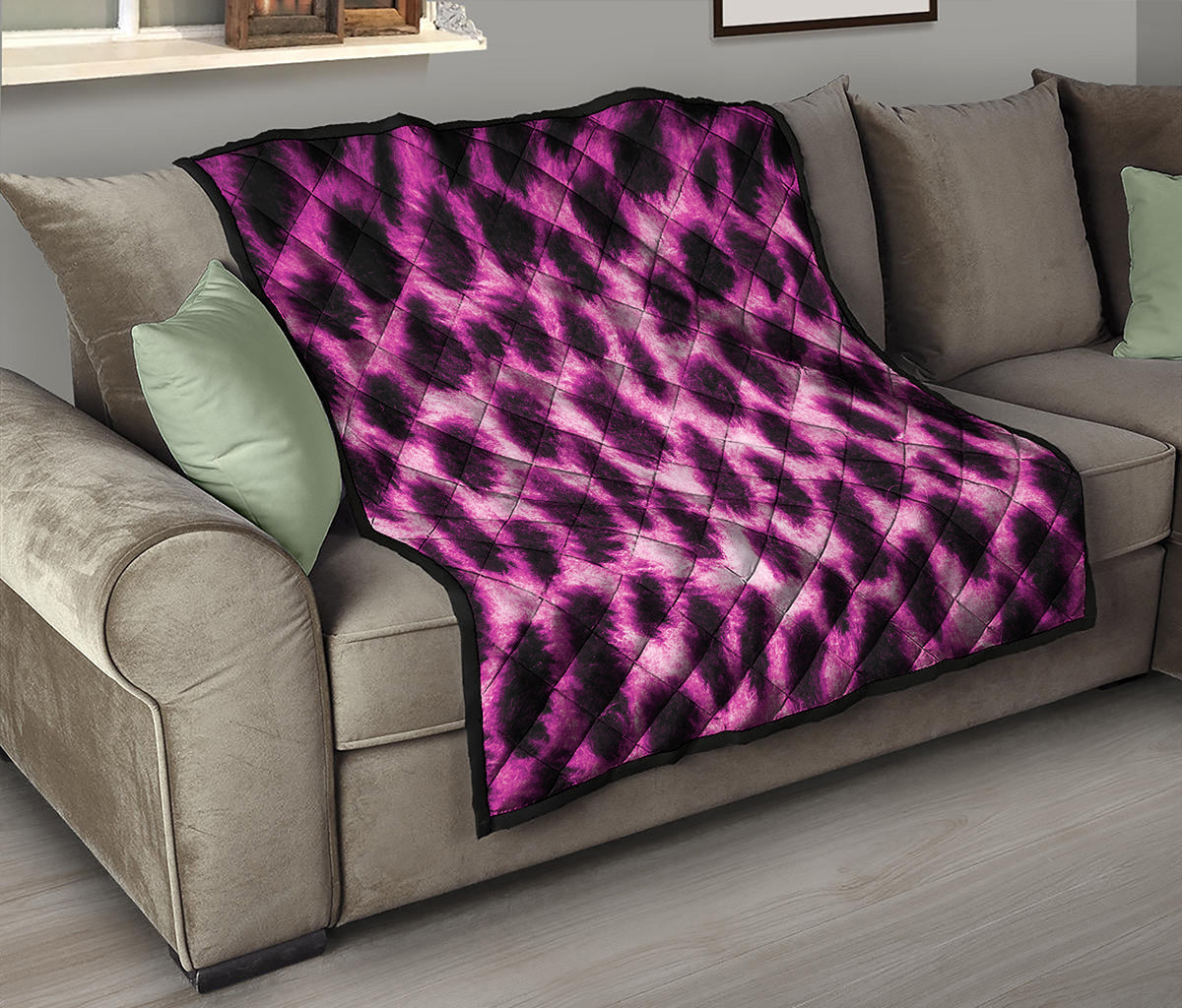 Hot Purple And Black Cheetah Print Quilt