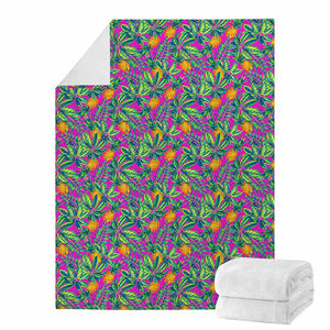 Hot Purple Pineapple Pattern Print Blanket