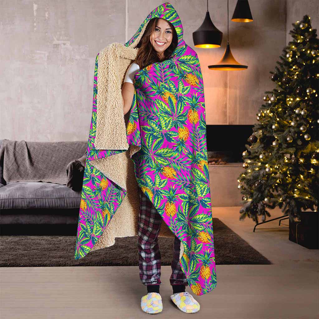 Hot Purple Pineapple Pattern Print Hooded Blanket