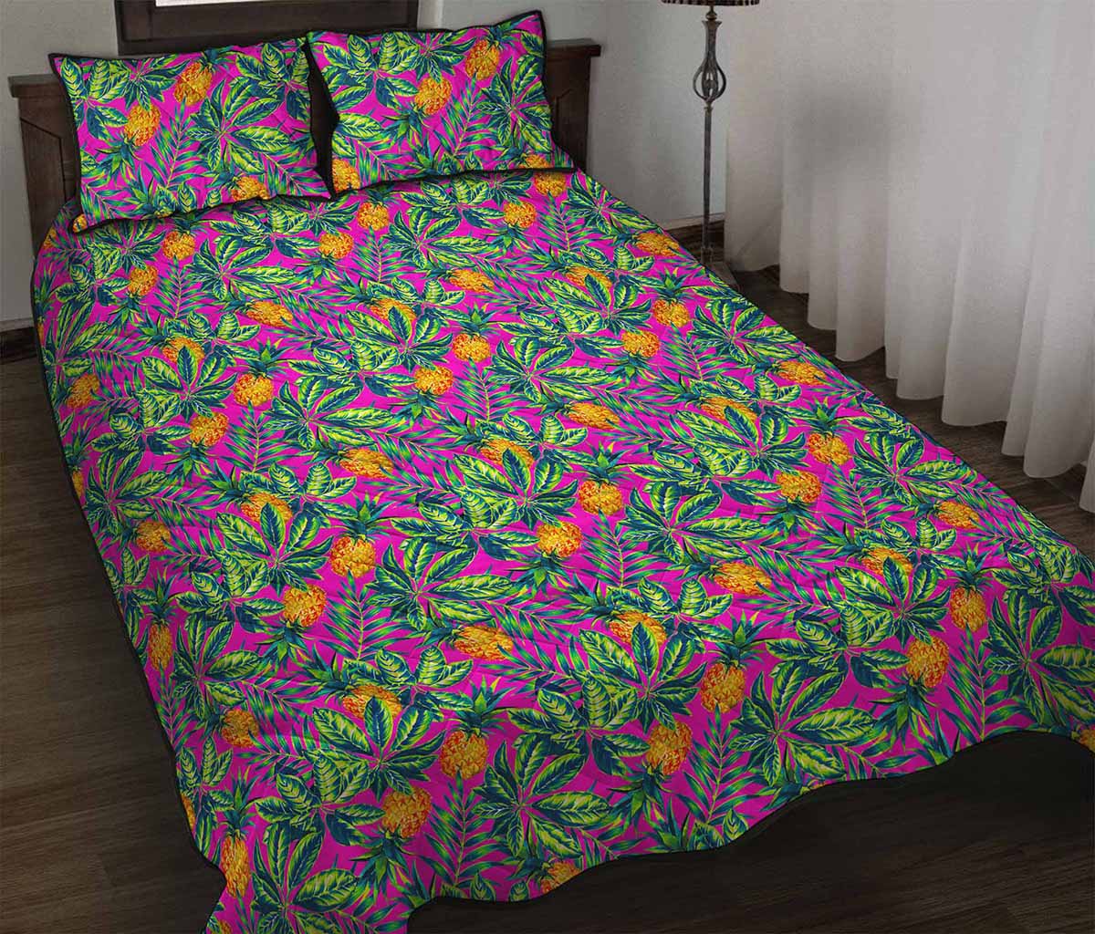 Hot Purple Pineapple Pattern Print Quilt Bed Set