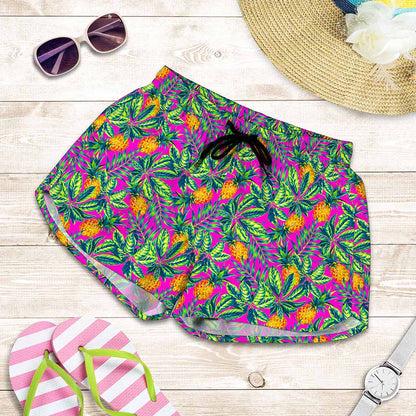 Hot Purple Pineapple Pattern Print Women's Shorts