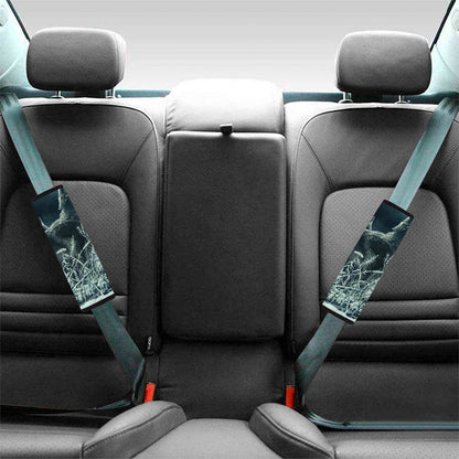 Howling Snowy Wolf Painting Print Car Seat Belt Covers