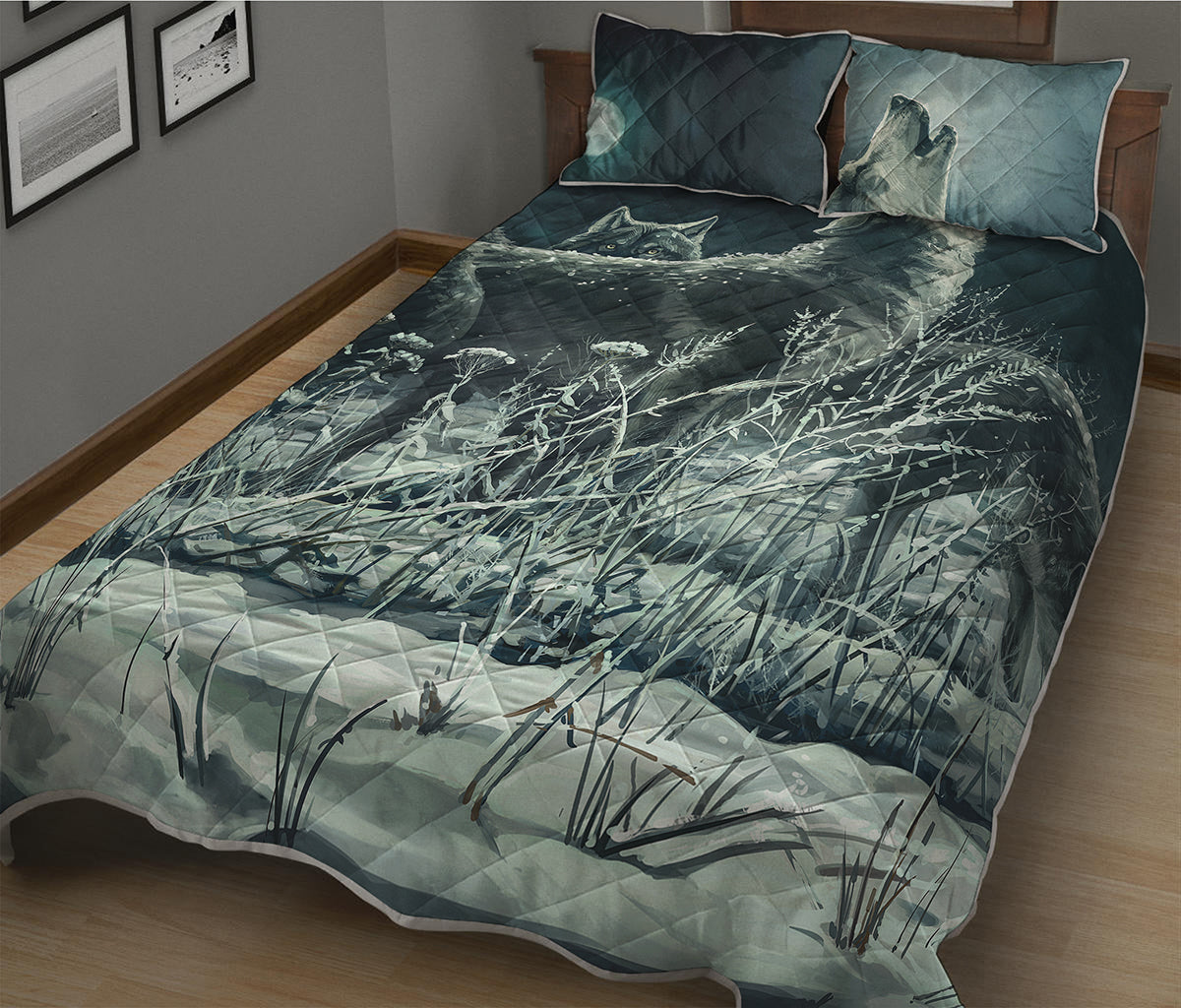 Howling Snowy Wolf Painting Print Quilt Bed Set