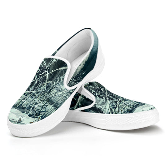 Howling Snowy Wolf Painting Print White Slip On Shoes