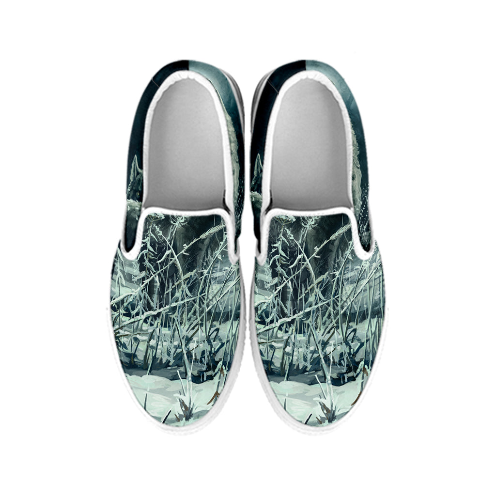 Howling Snowy Wolf Painting Print White Slip On Shoes