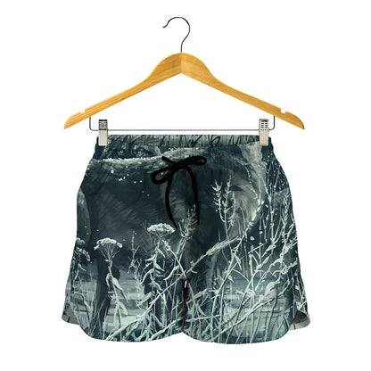 Howling Snowy Wolf Painting Print Women's Shorts