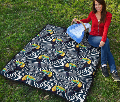 Illusion Toucan Print Quilt