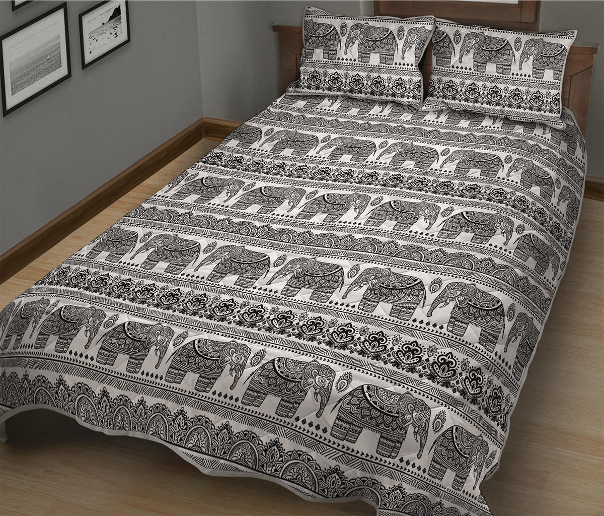 Indian Bohemian Elephant Pattern Print Quilt Bed Set