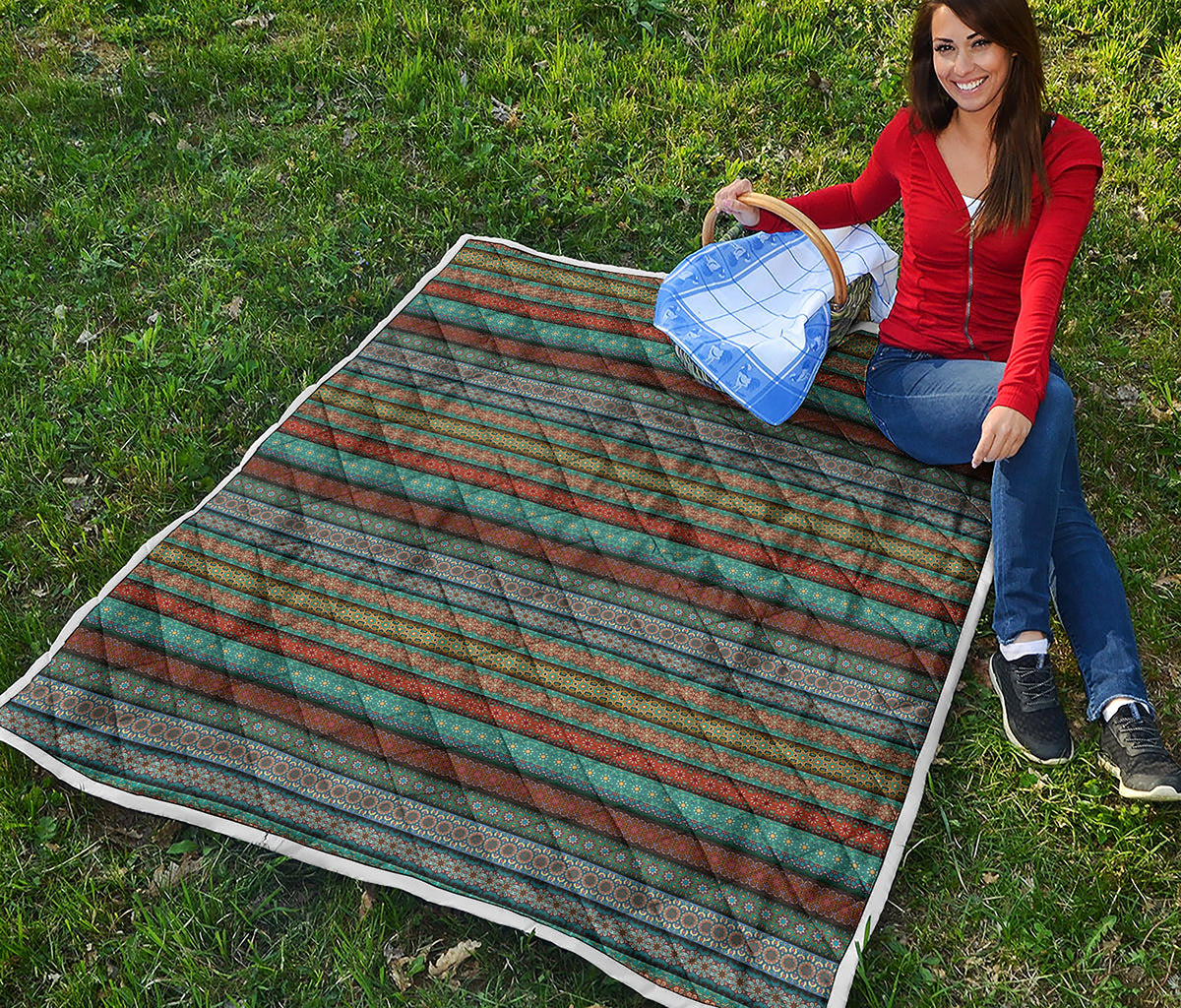Indian Ethnic Pattern Print Quilt