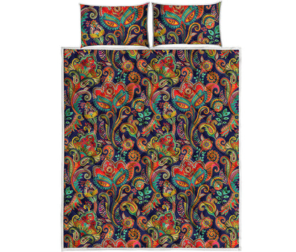 Indian Paisley Pattern Print Quilt Bed Set