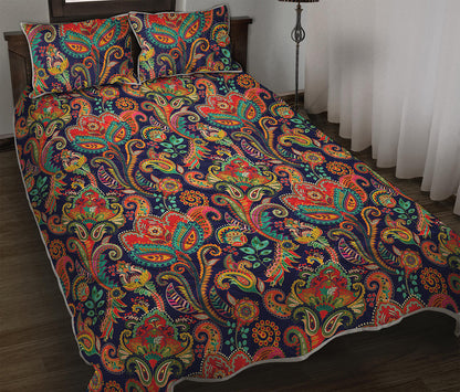 Indian Paisley Pattern Print Quilt Bed Set