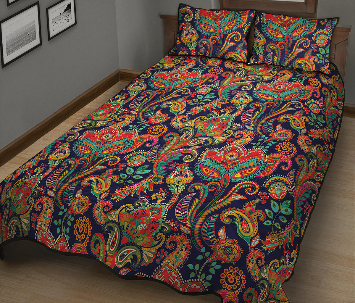 Indian Paisley Pattern Print Quilt Bed Set