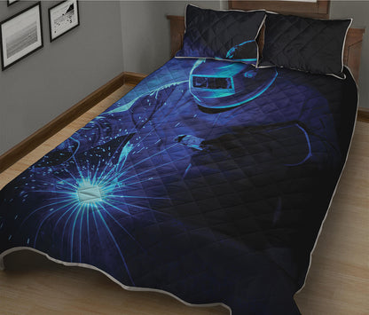 Industrial Welder Print Quilt Bed Set