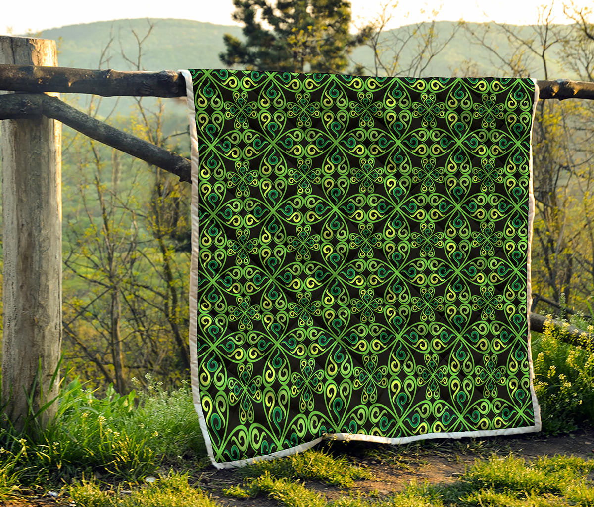 Irish Celtic Symbol Pattern Print Quilt